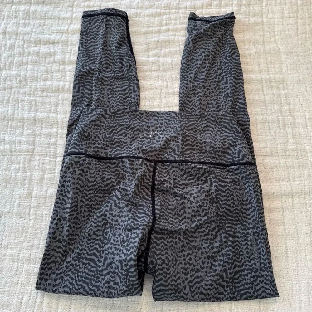 Varley Black Dark Gray Speckled Printed Leggings Size Small